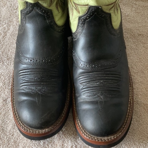 ARIAT cowboy boots - Picture 6 of 9